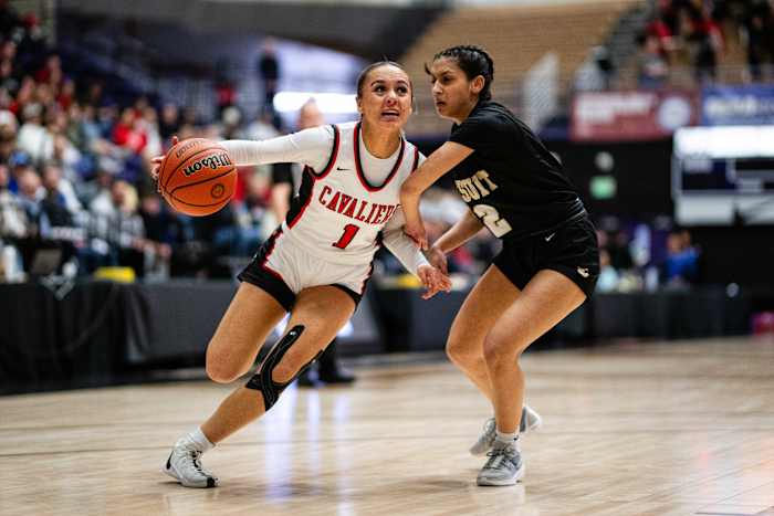 Clackamas Jesuit 6A Oregon girls basketball quarterfinal 2024 Naji Saker-5